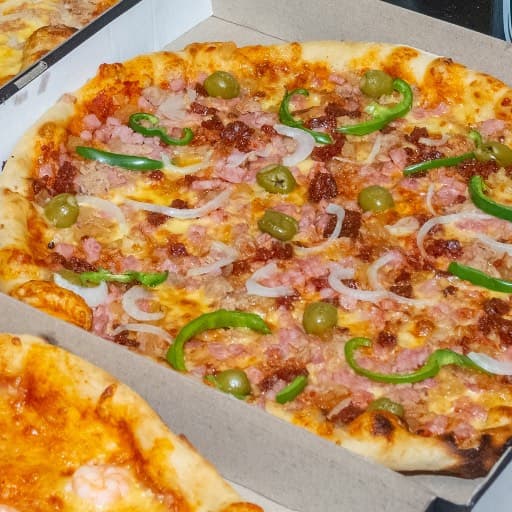 Pizza Ayayai — Ayayai, comida a domicilio