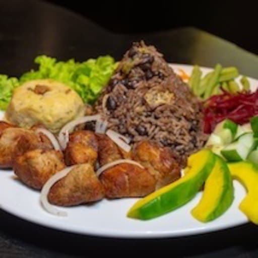 Masas de Cerdo Fritas — Ayayai, comida a domicilio